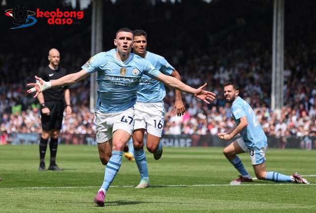  Thắng "4 sao" Fulham, Man City gây áp lực nặng nề cho Arsenal