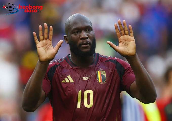 Lukaku thành trò cười sau trận thua của Bỉ trước Slovakia