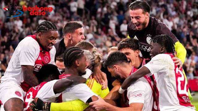  Thủ môn 40 tuổi cản 5 quả 11m, Ajax hạ Panathinaikos sau 34 lượt sút