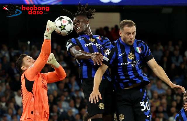  Haaland và các chân sút phung phí, Man City mất điểm ở Champions League