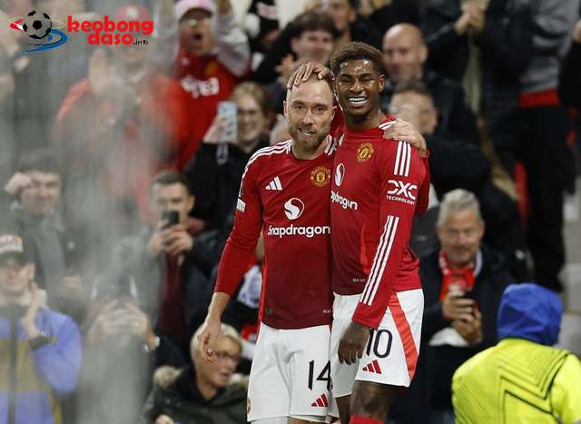  Man United bị cầm hòa ở Old Trafford, rơi xuống nhóm cuối Europa League