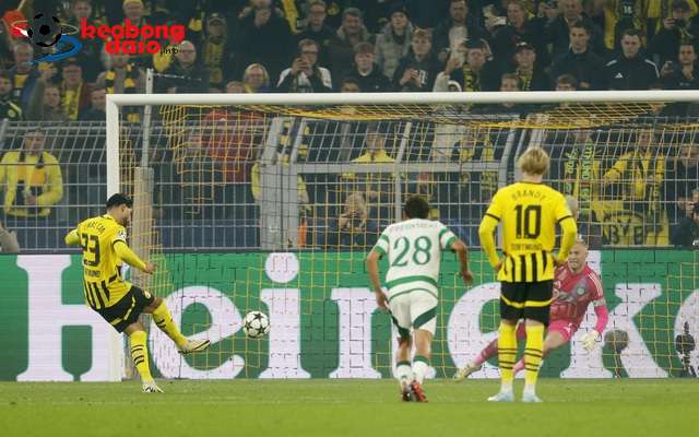  Dortmund hạ gục Celtic, Barcelona dội mưa bàn thắng